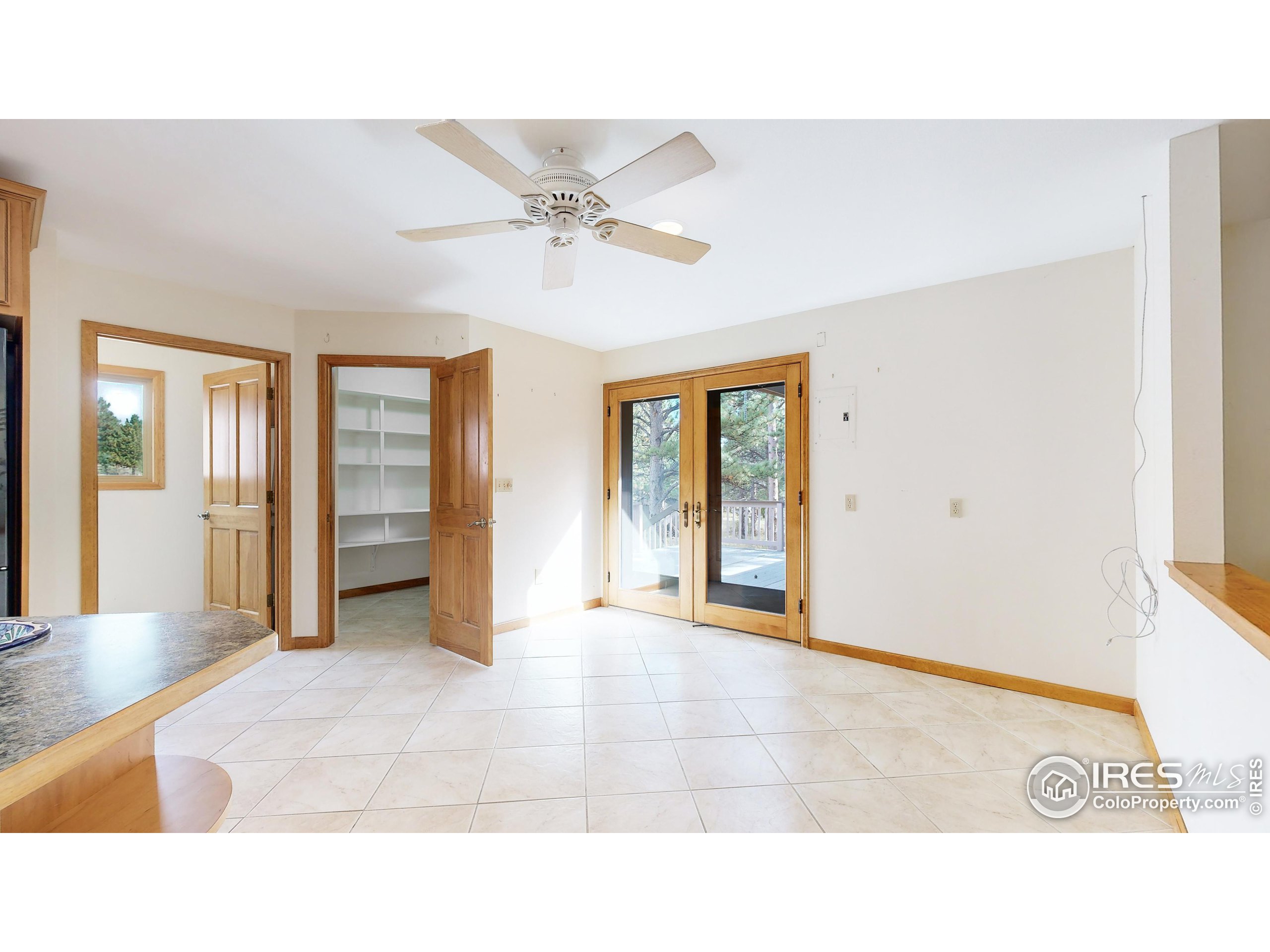 1710 Twin Dr