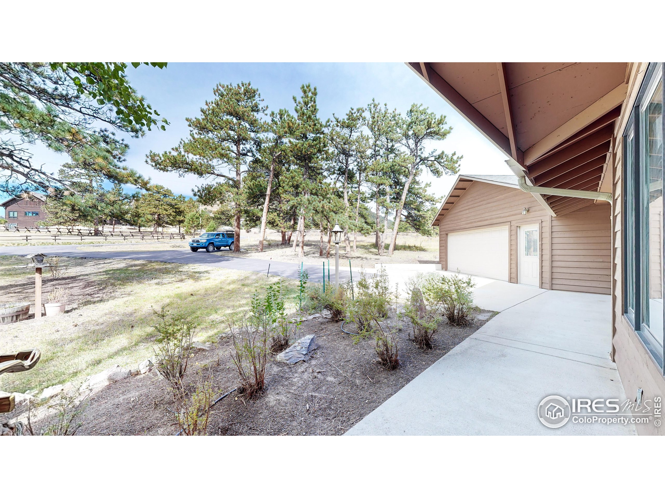 1710 Twin Dr