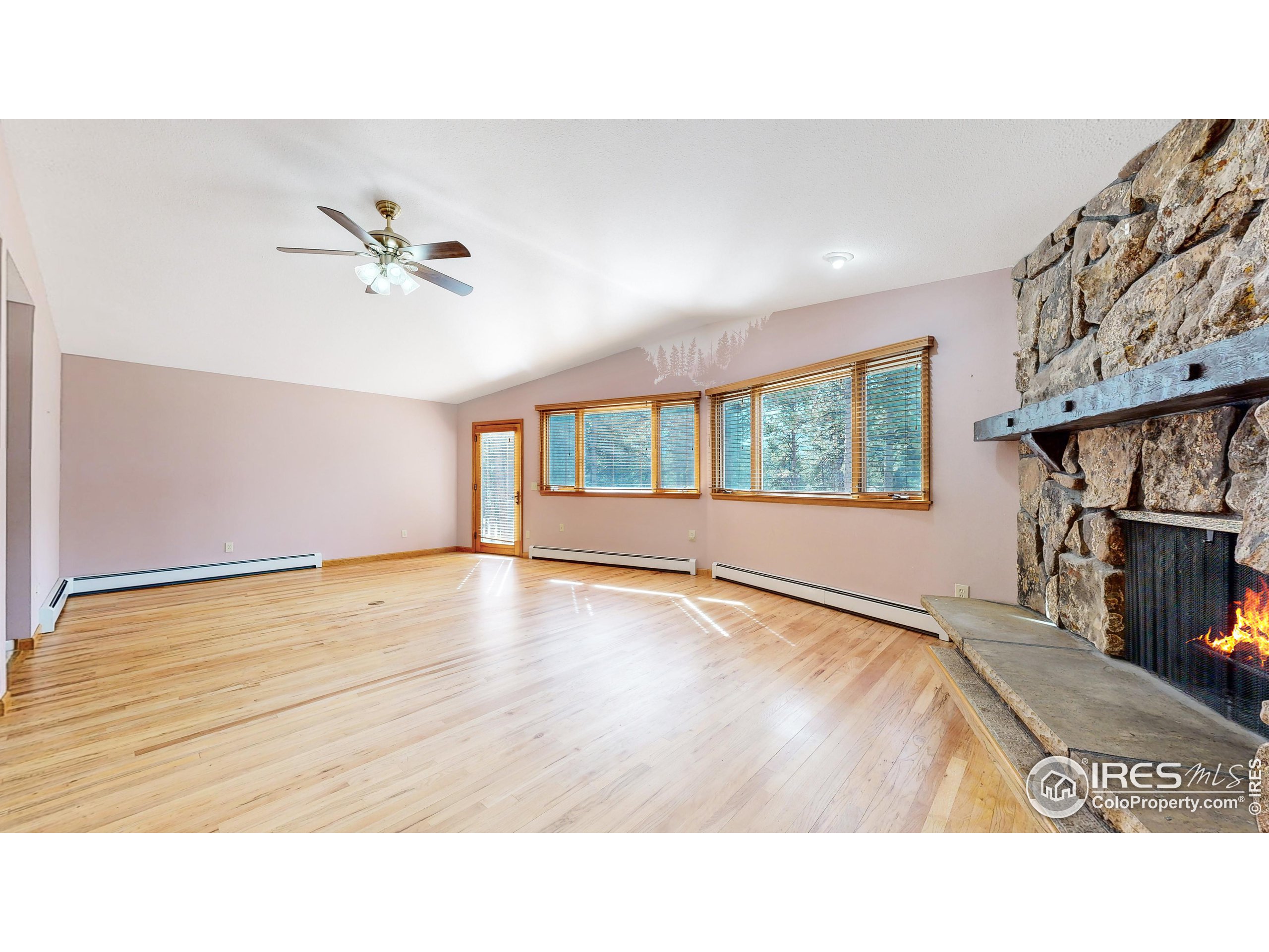 1710 Twin Dr