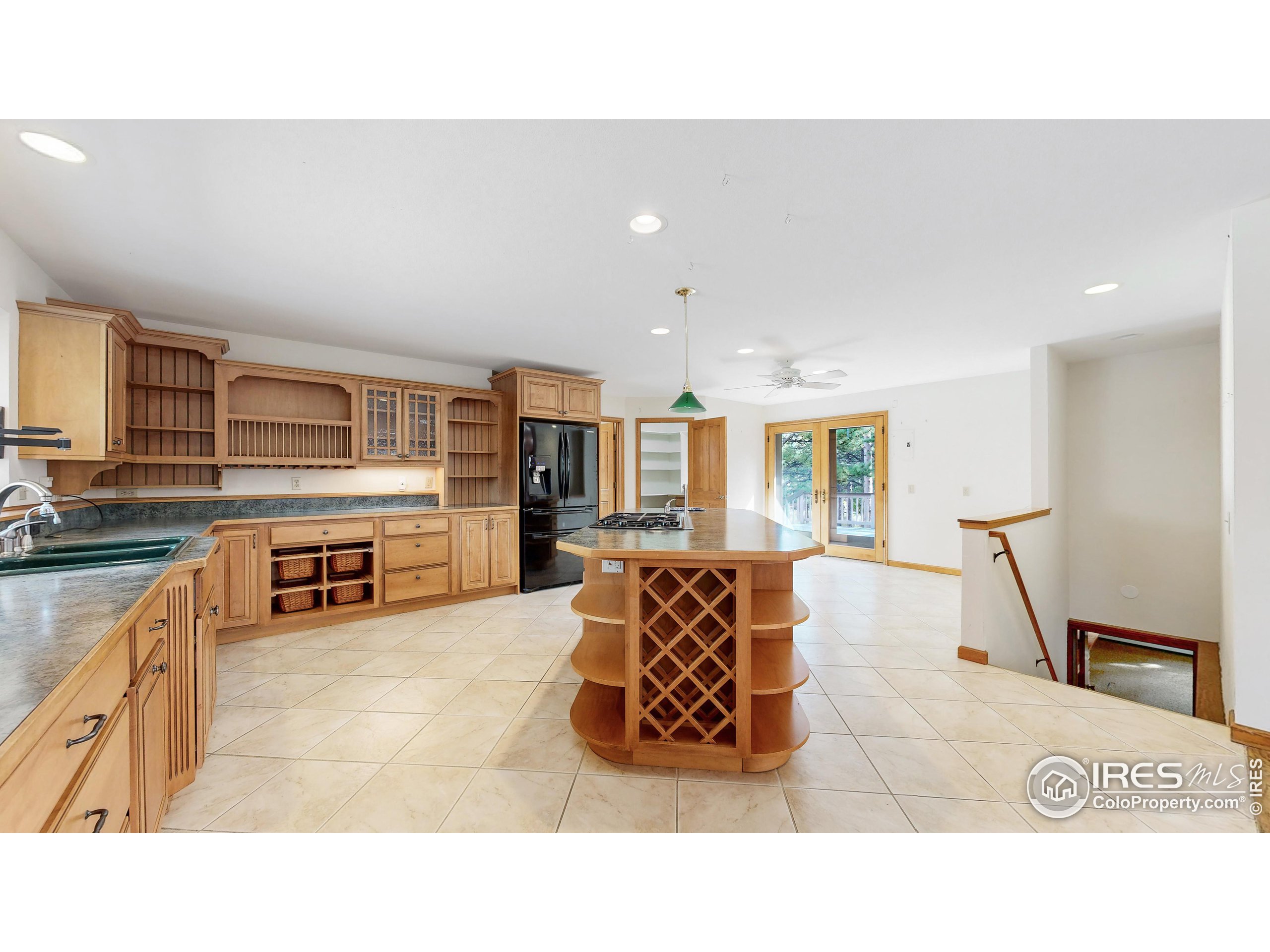 1710 Twin Dr