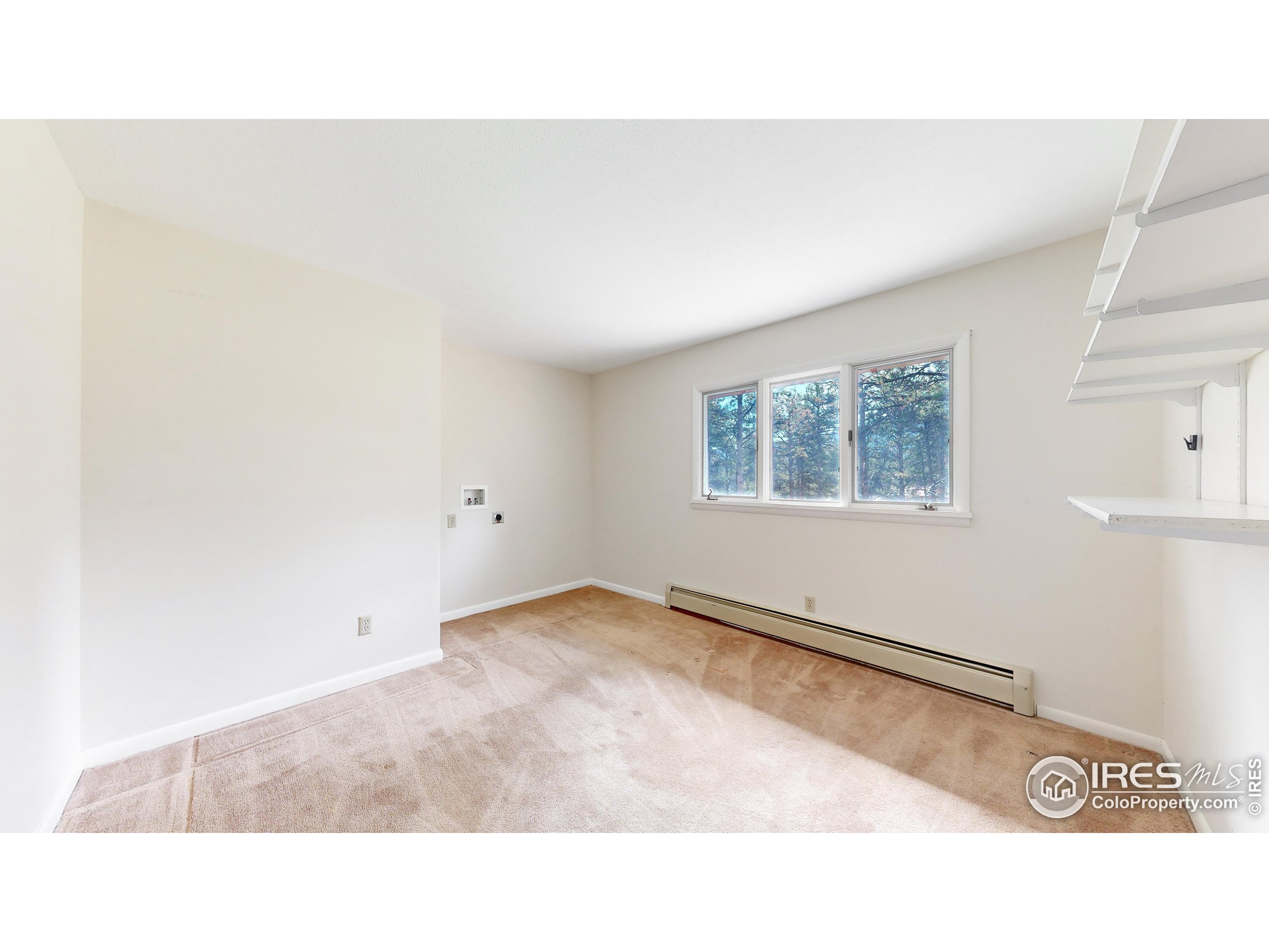 1710 Twin Dr