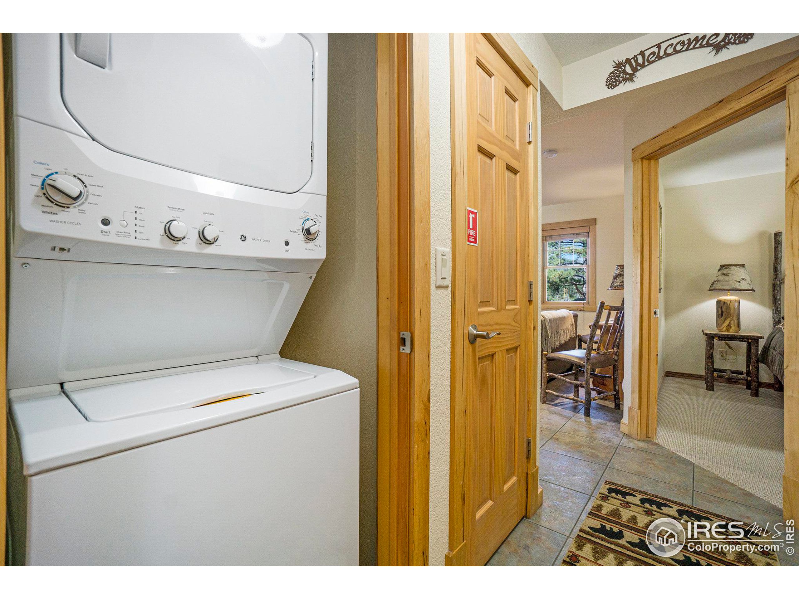 1875 Sketch Box Ln 3