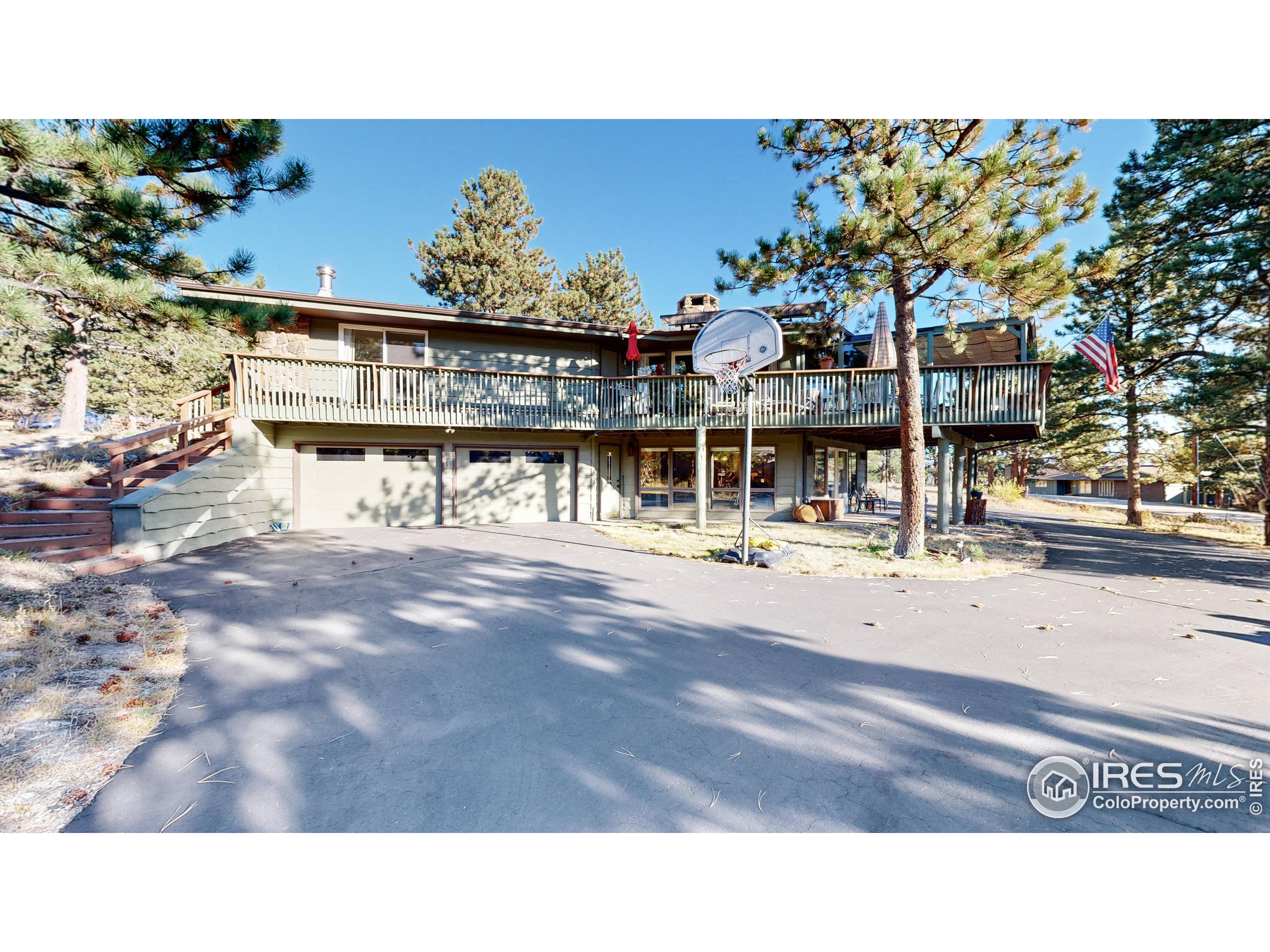 1530 Sunny Mead Ln