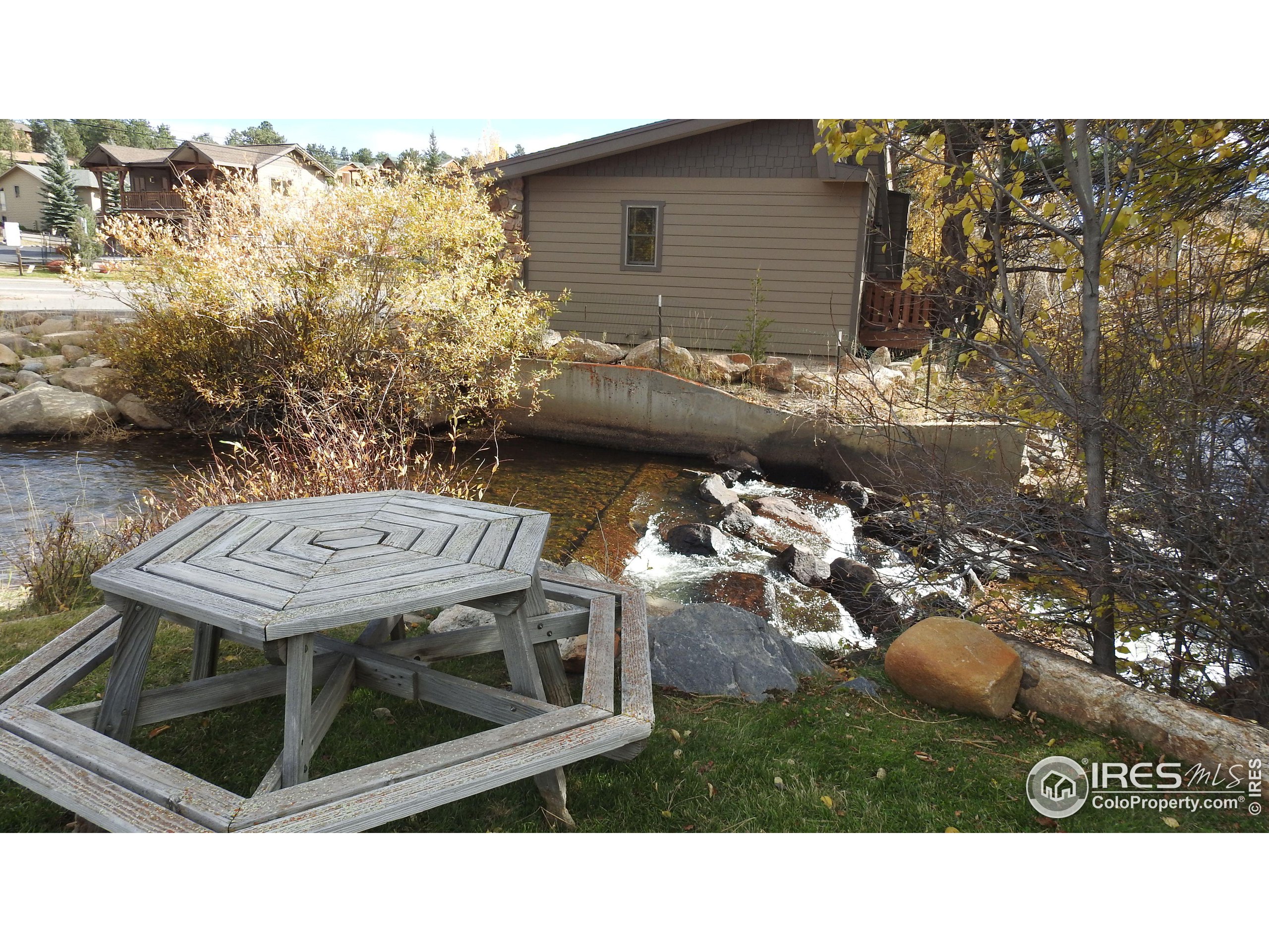 550 W Elkhorn Ave A-6