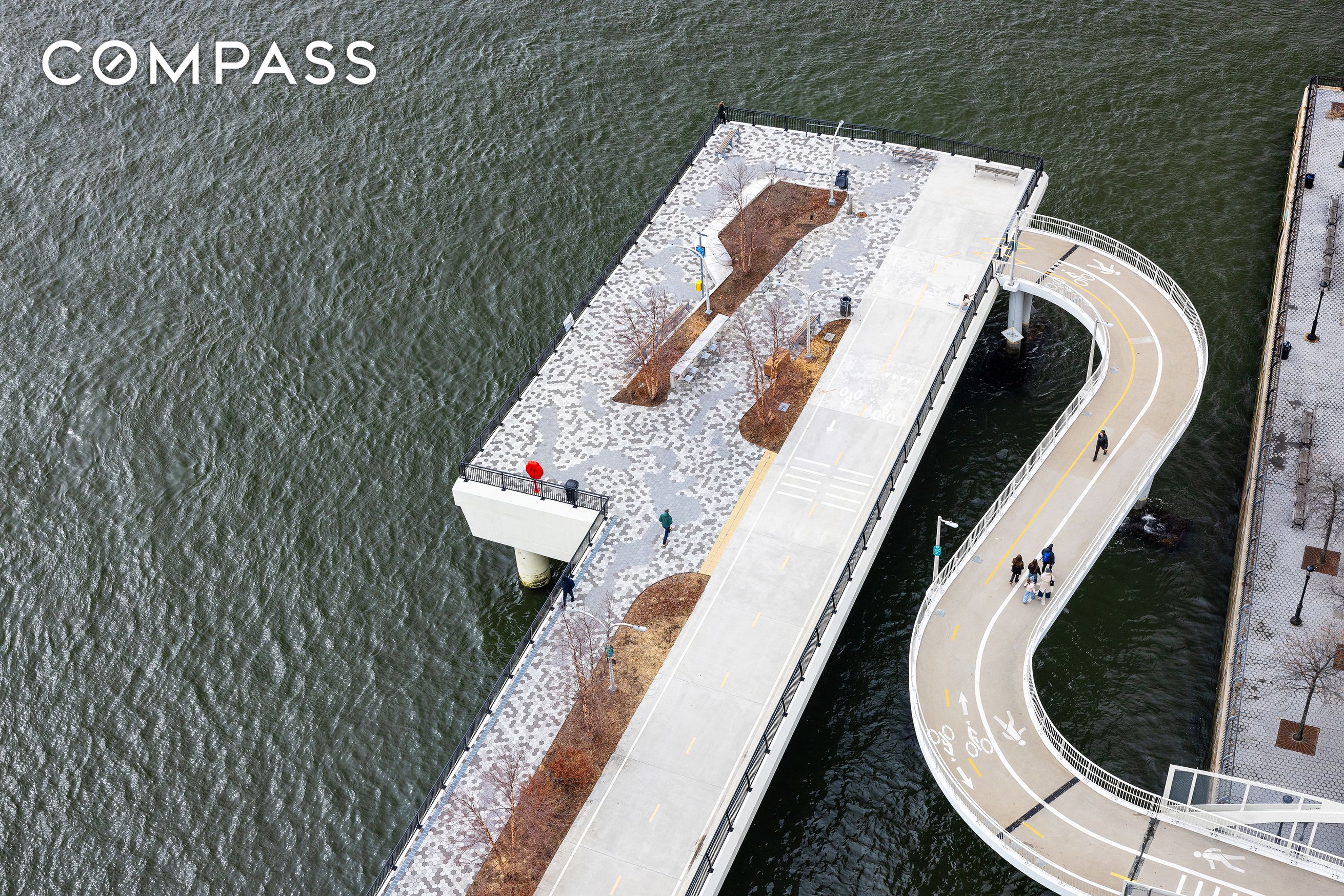 45 Sutton Place S PHI