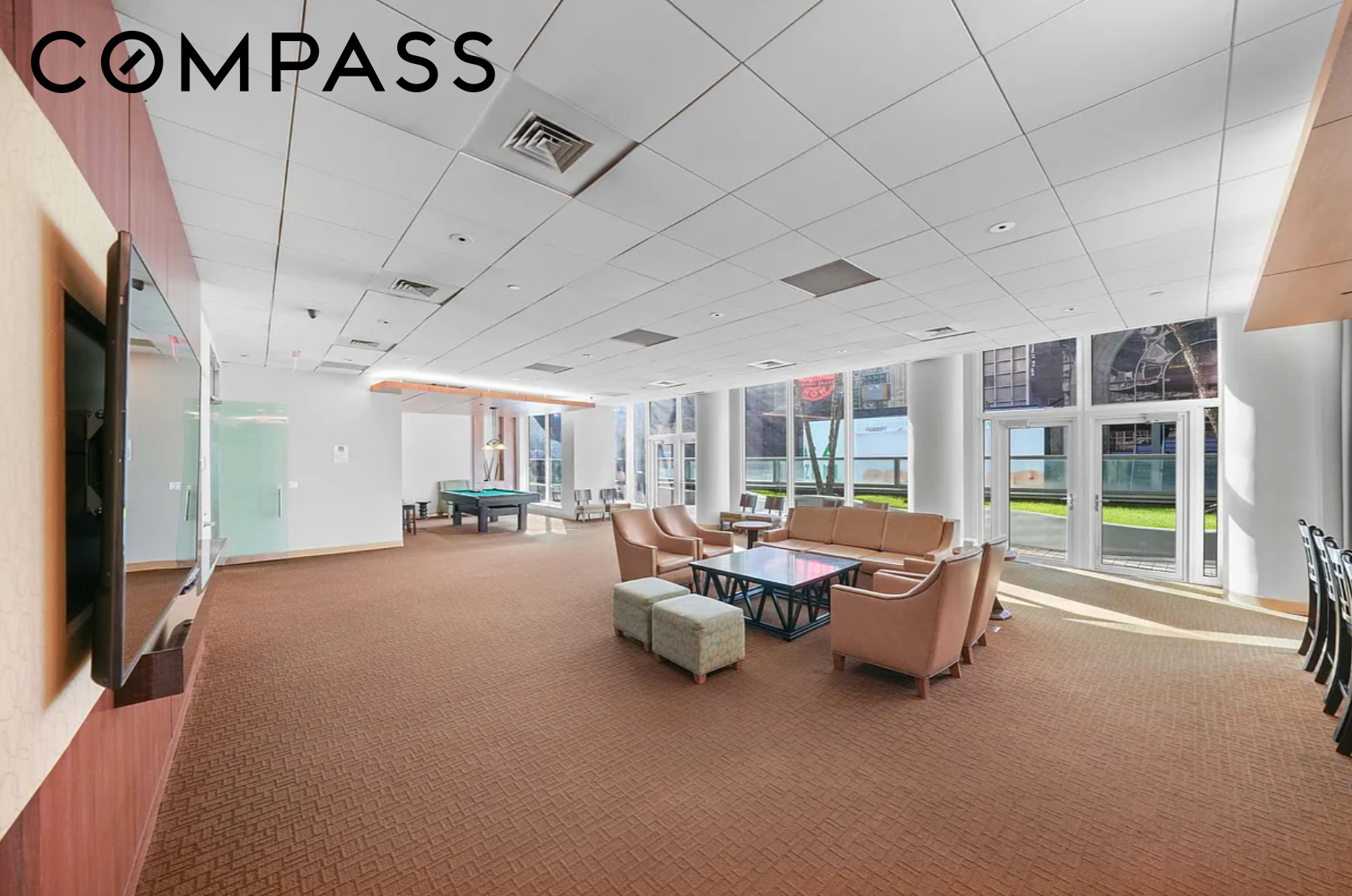 1600 Broadway 19F