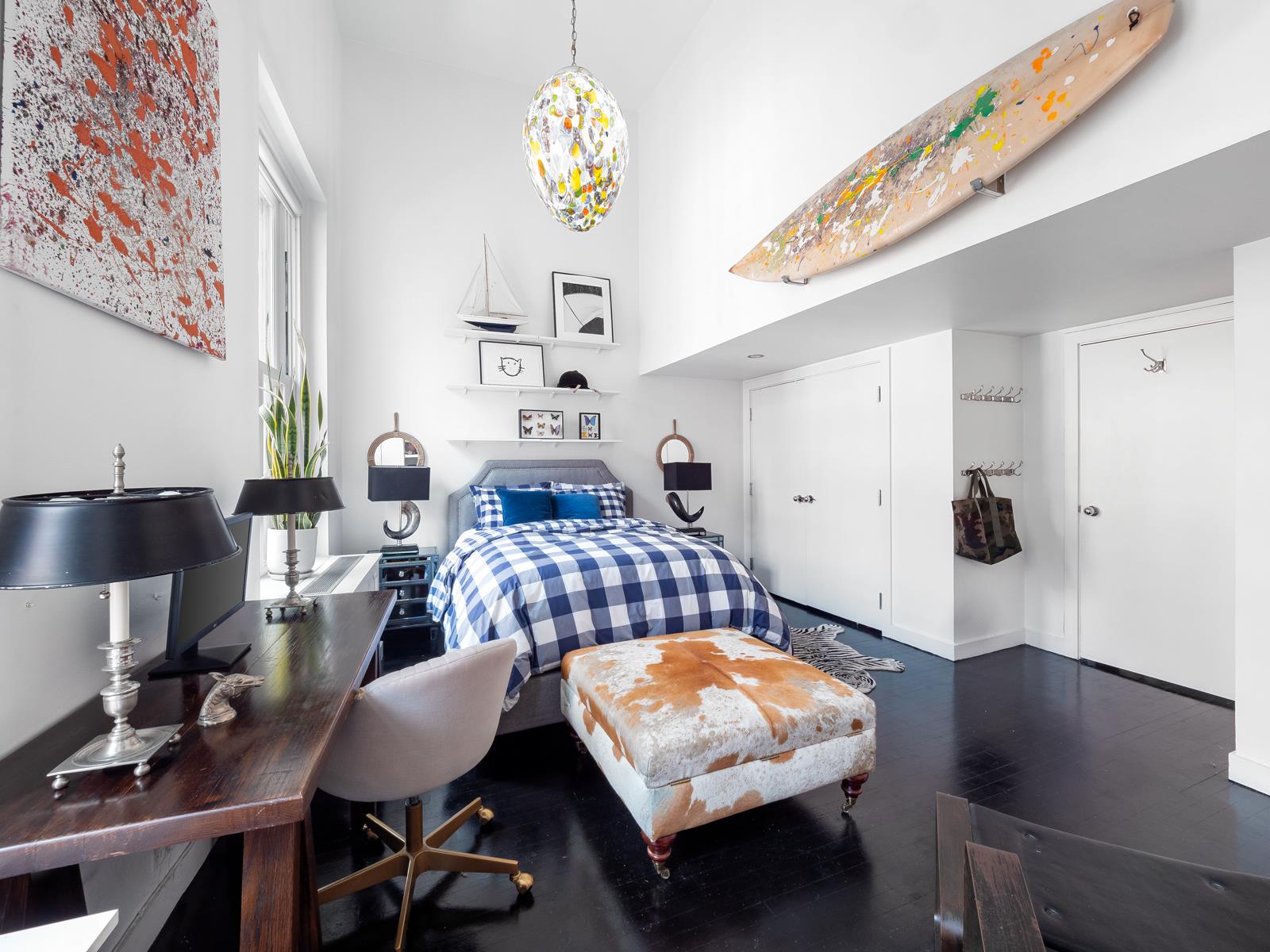 240 CENTRE Street Unit: 4N