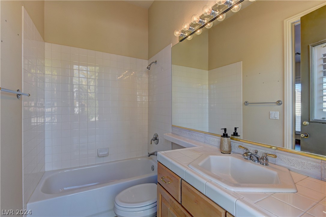 204 Luxaire Court