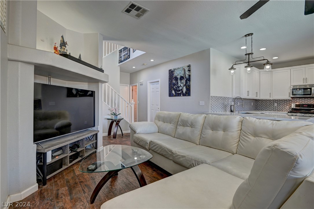 9404 Eagle River Court