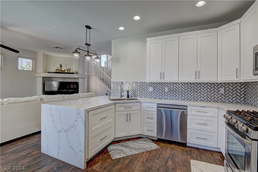 9404 Eagle River Court