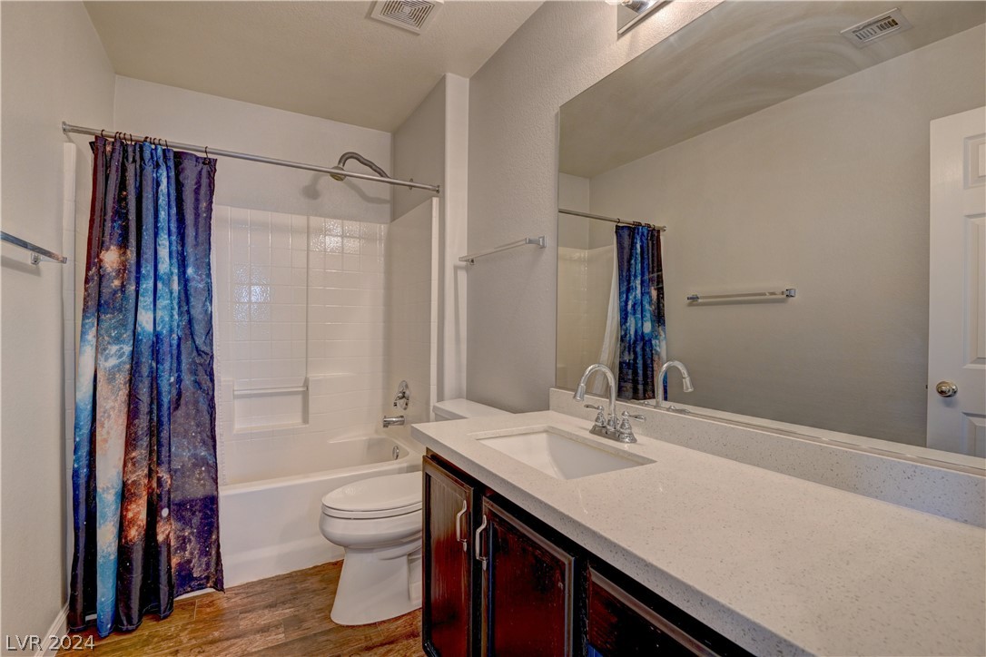 9404 Eagle River Court