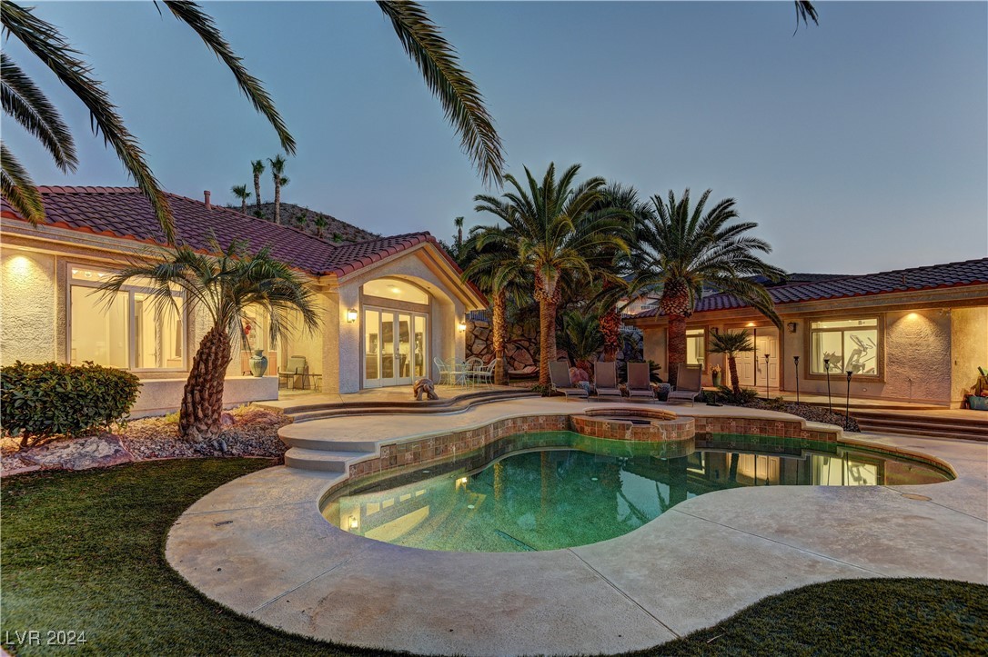207 Red Rock Road