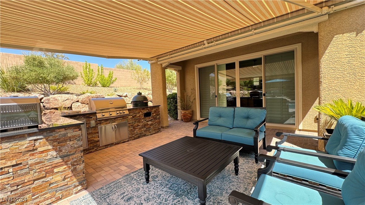 9782 Mountain Spruce Court