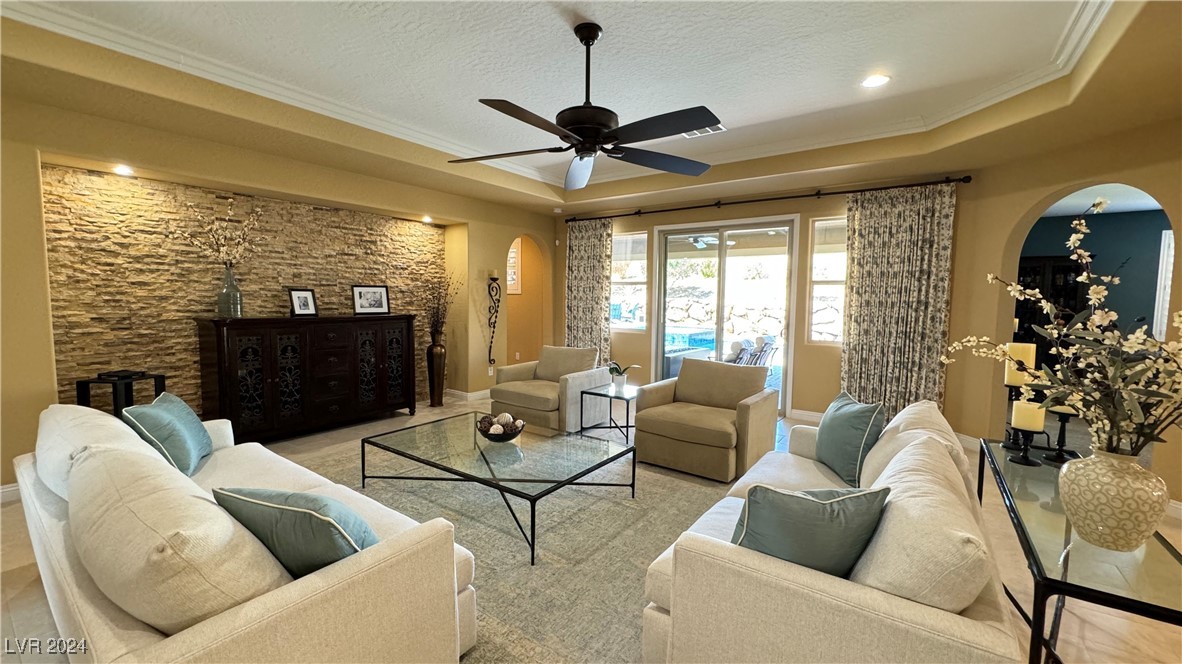 9782 Mountain Spruce Court