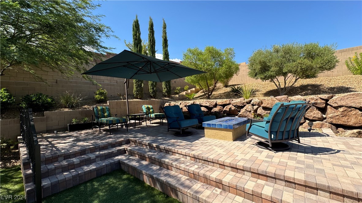 9782 Mountain Spruce Court