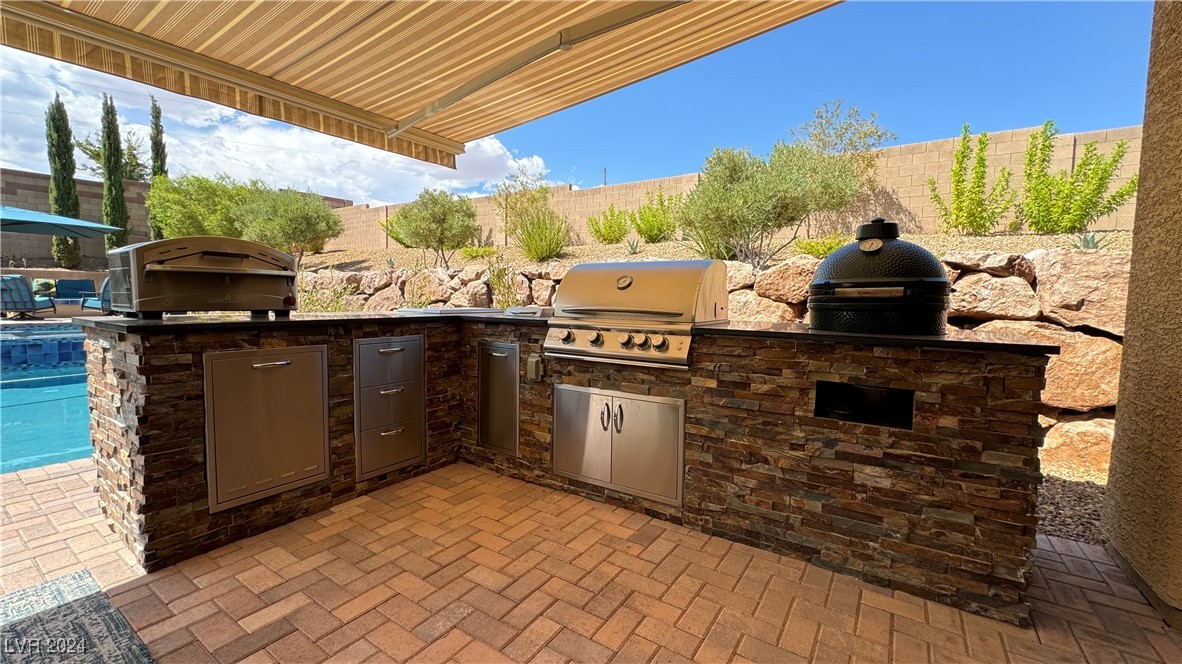 9782 Mountain Spruce Court