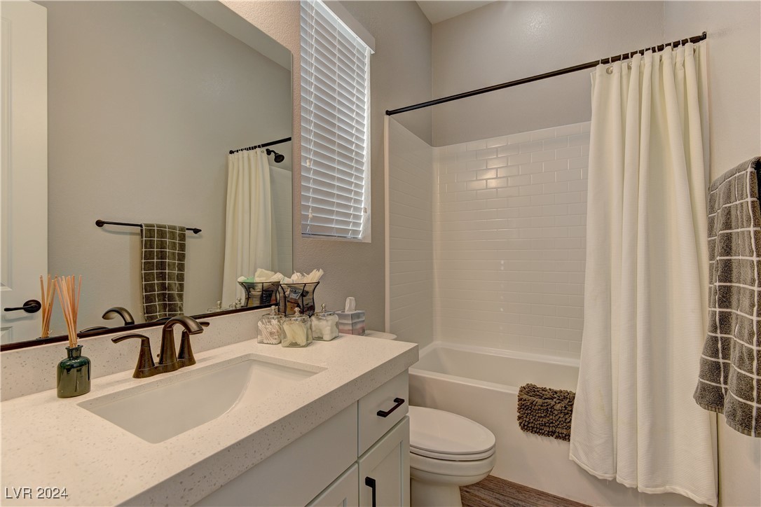 8550 Longmire Avenue