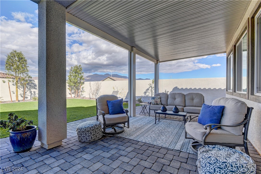 8550 Longmire Avenue