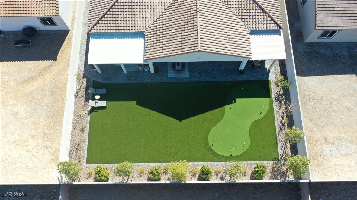 8550 Longmire Avenue