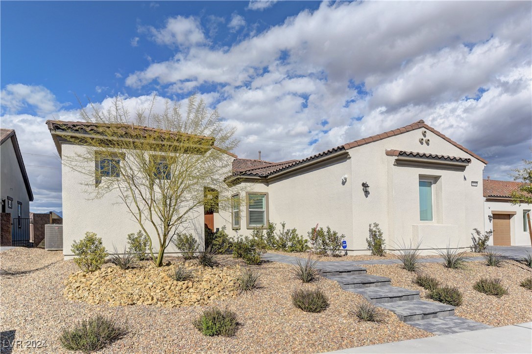 8550 Longmire Avenue