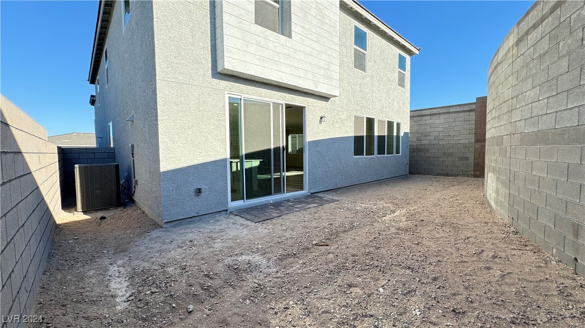 9937 Locking Biner Avenue