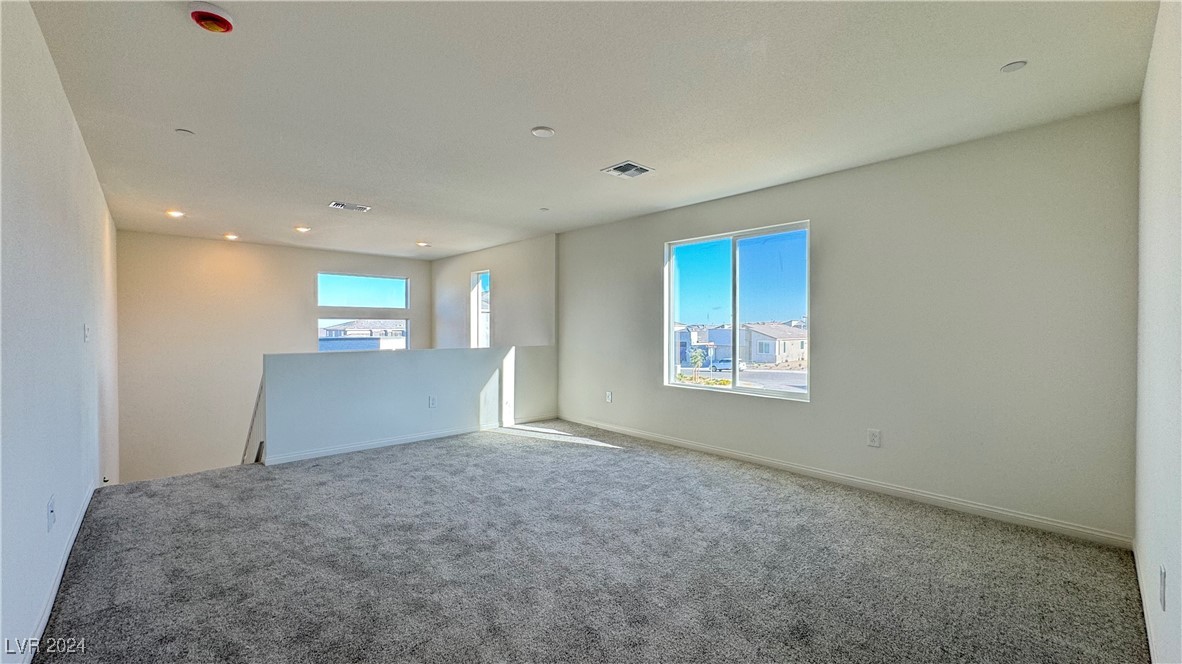 9937 Locking Biner Avenue