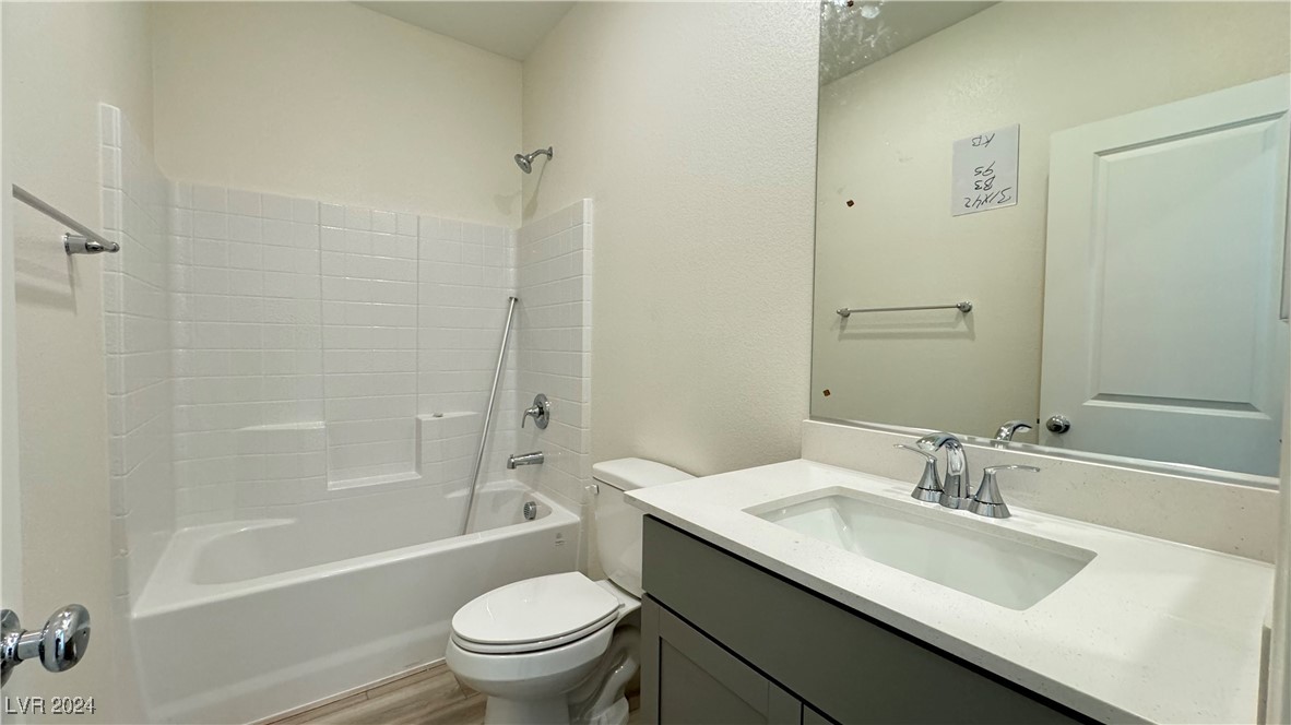 9937 Locking Biner Avenue