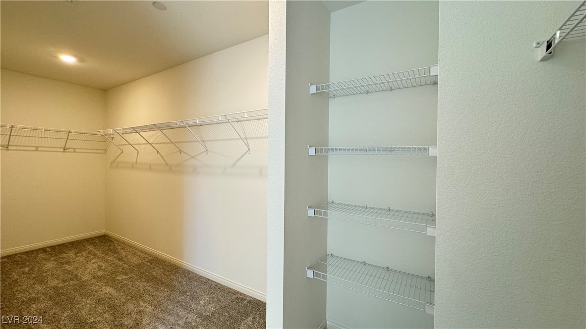 9937 Locking Biner Avenue