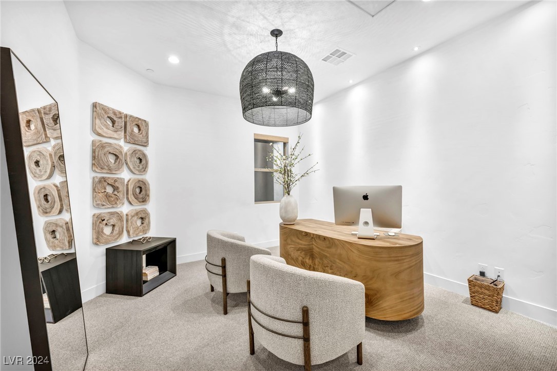 6208 Petroglyph Avenue