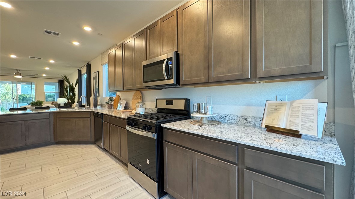 10175 Kern Peak Street