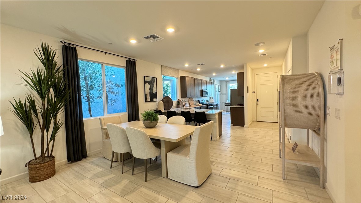 10175 Kern Peak Street