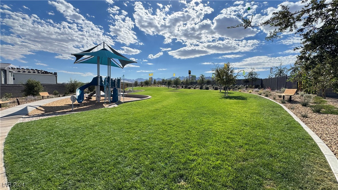 10181 Kern Peak Street