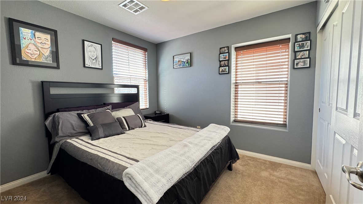 6024 Sierra Lakes Street