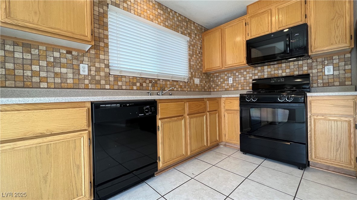 5209 Fireside Ranch Avenue