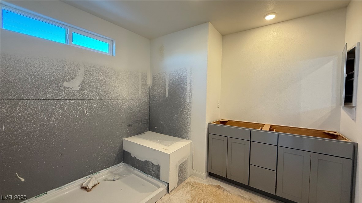 7092 Parkallen Avenue