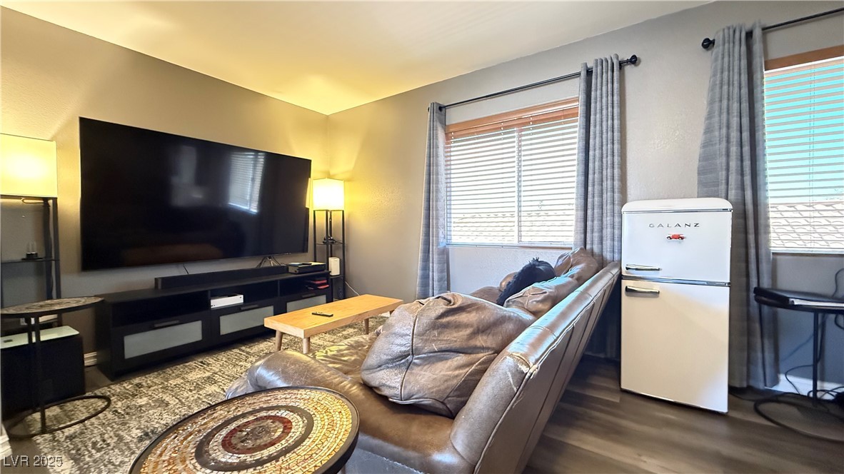 8921 Little Horse Avenue