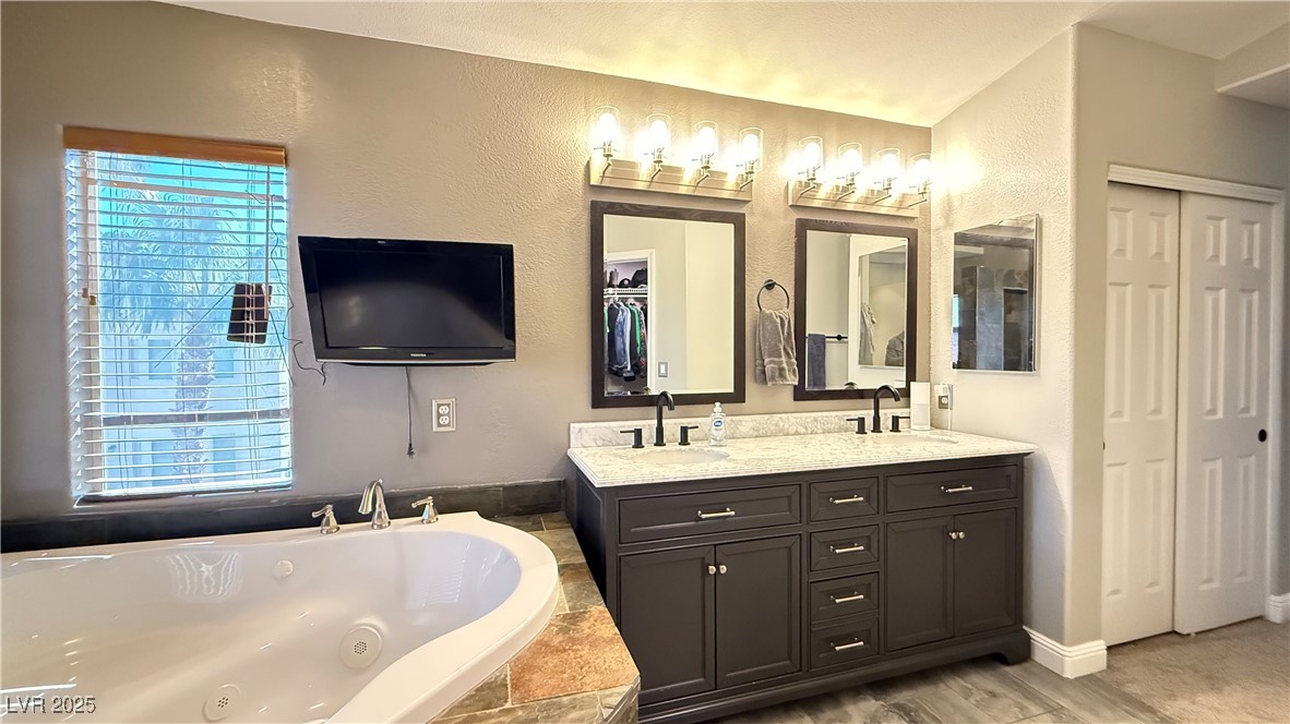 8921 Little Horse Avenue