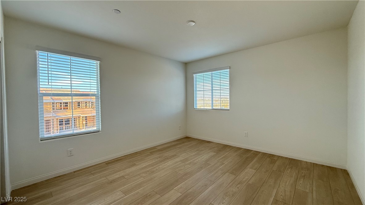 2720 Luzzi Walk