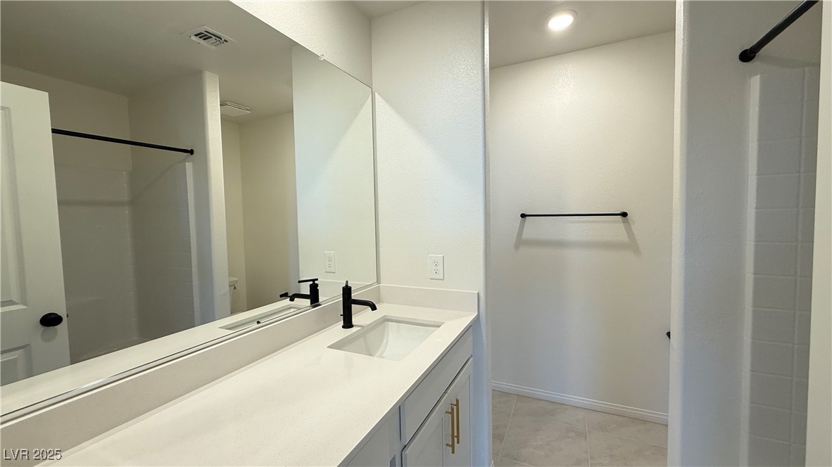 2720 Luzzi Walk