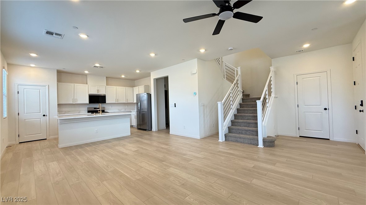 2720 Luzzi Walk