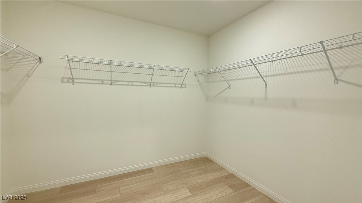 2720 Luzzi Walk