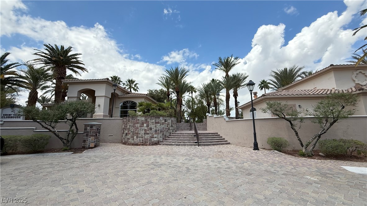 2050 West Warm Springs Road 4211