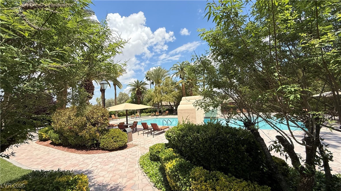 2050 West Warm Springs Road 4211