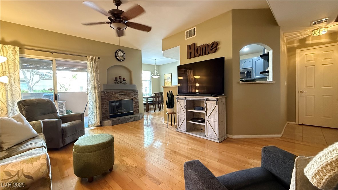 2050 West Warm Springs Road 4211