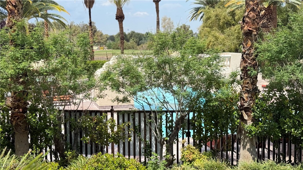 2050 West Warm Springs Road 4211