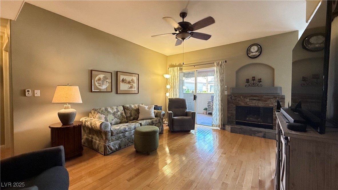 2050 West Warm Springs Road 4211