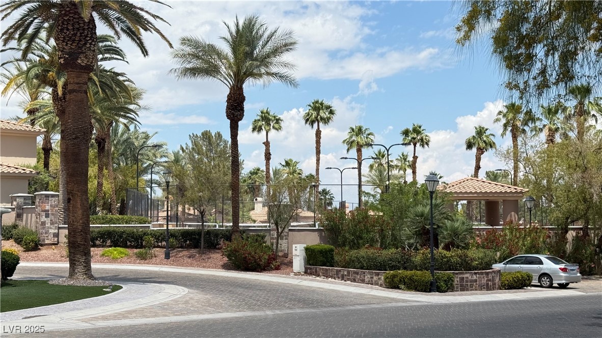 2050 West Warm Springs Road 4211