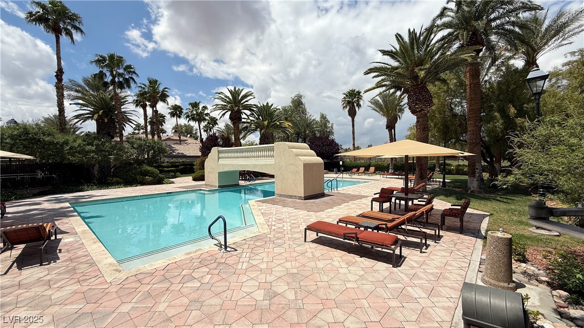 2050 West Warm Springs Road 4211