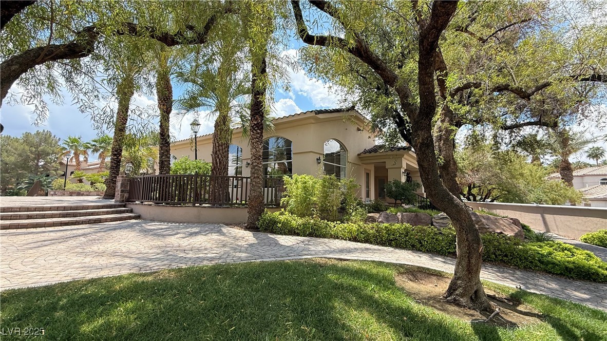 2050 West Warm Springs Road 4211