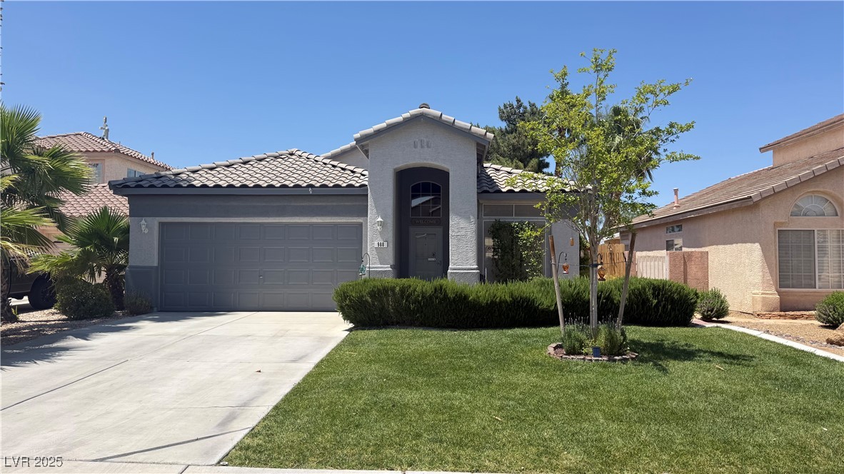 988 Upper Meadows Place